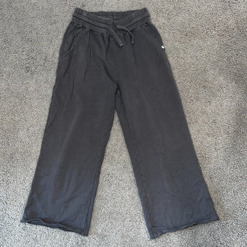 PACT Downtime Wide Leg Cropped Raw Hem Sweatpants - Organic Cotton - Gray - S